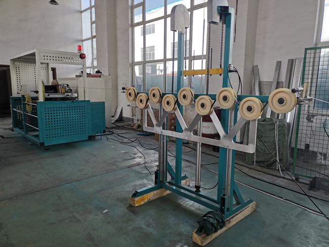 High speed drip pipe production machinery